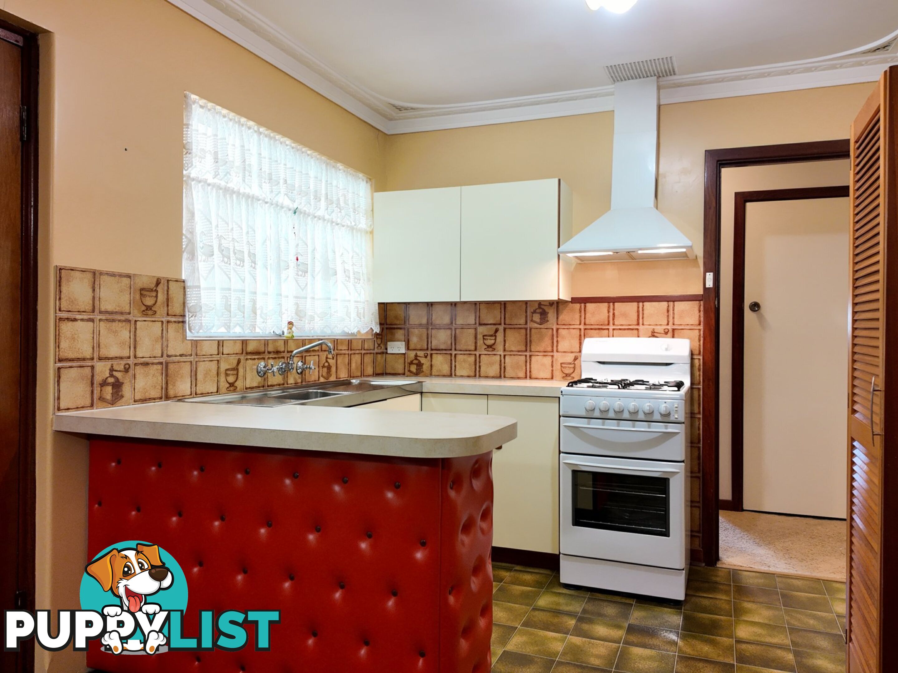 19 Coops Avenue THORNLIE WA 6108