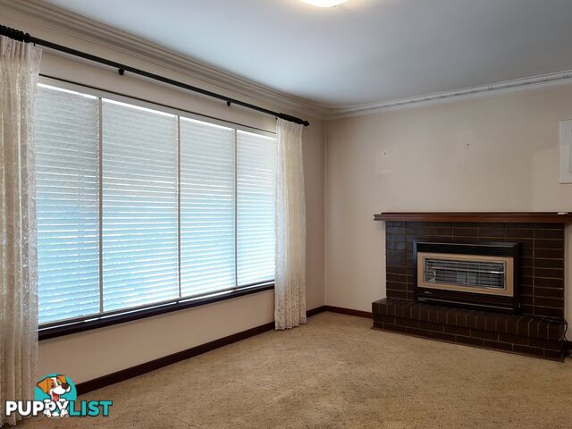 19 Coops Avenue THORNLIE WA 6108