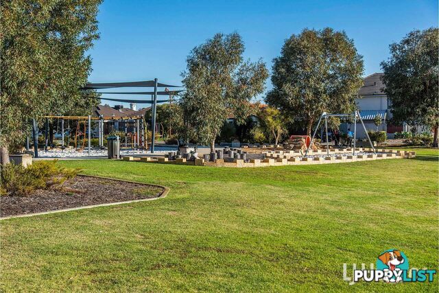 42 Middle Parkway CANNING VALE WA 6155