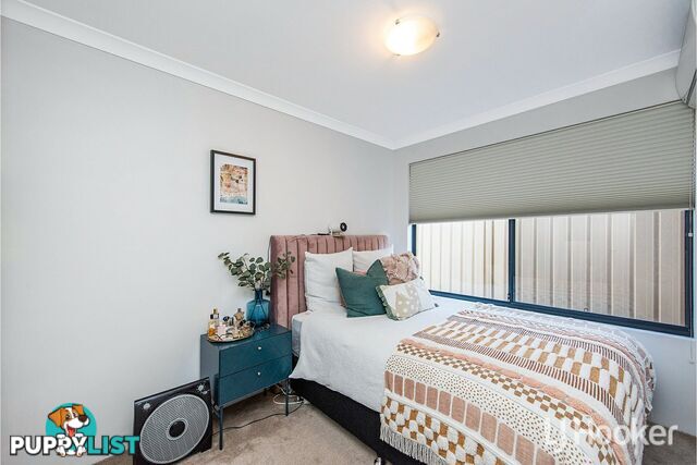 42 Middle Parkway CANNING VALE WA 6155