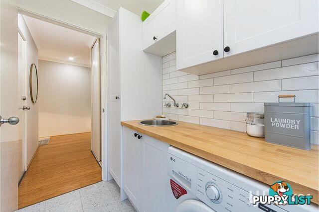 42 Middle Parkway CANNING VALE WA 6155