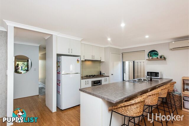 42 Middle Parkway CANNING VALE WA 6155