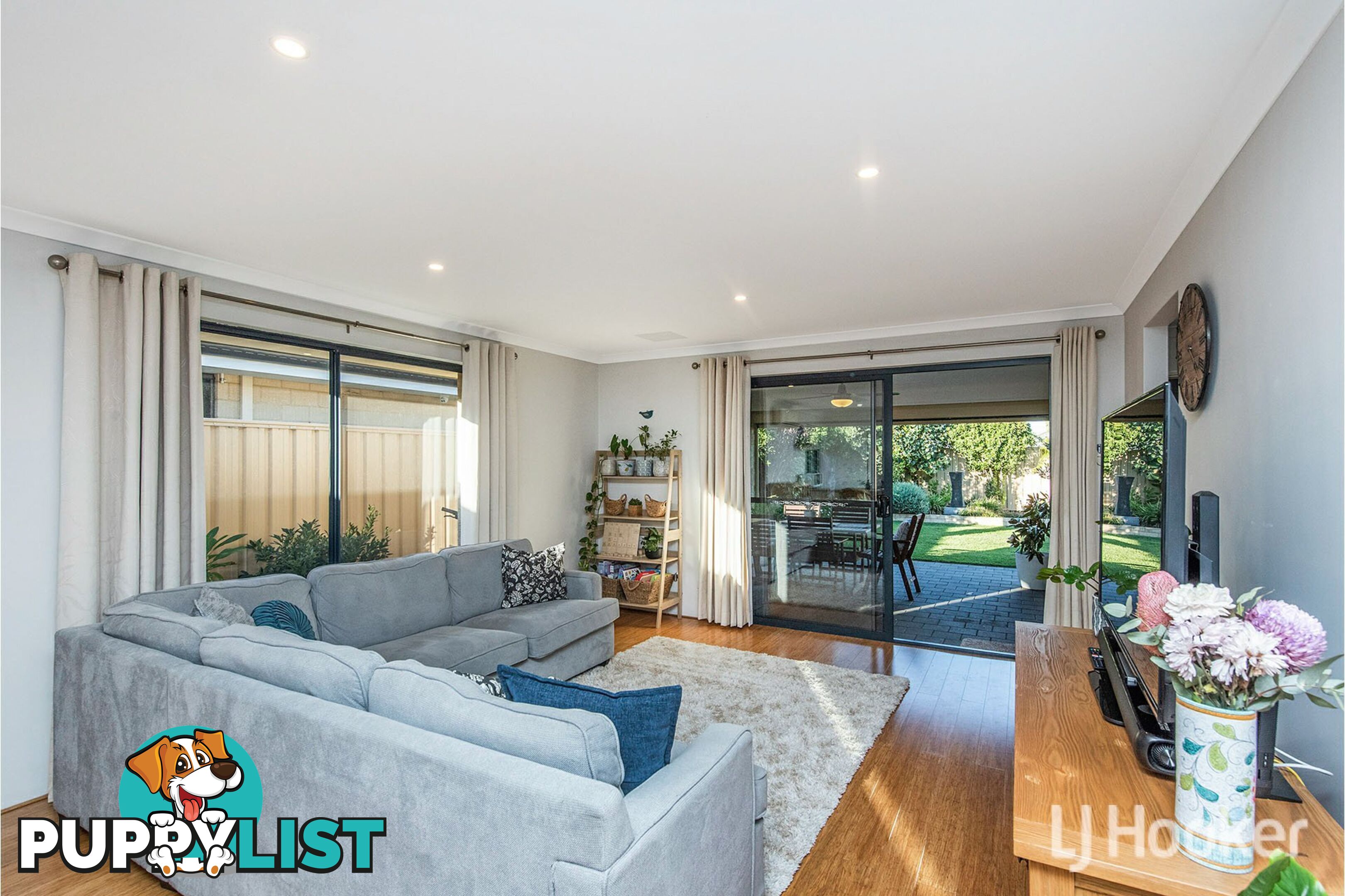 42 Middle Parkway CANNING VALE WA 6155
