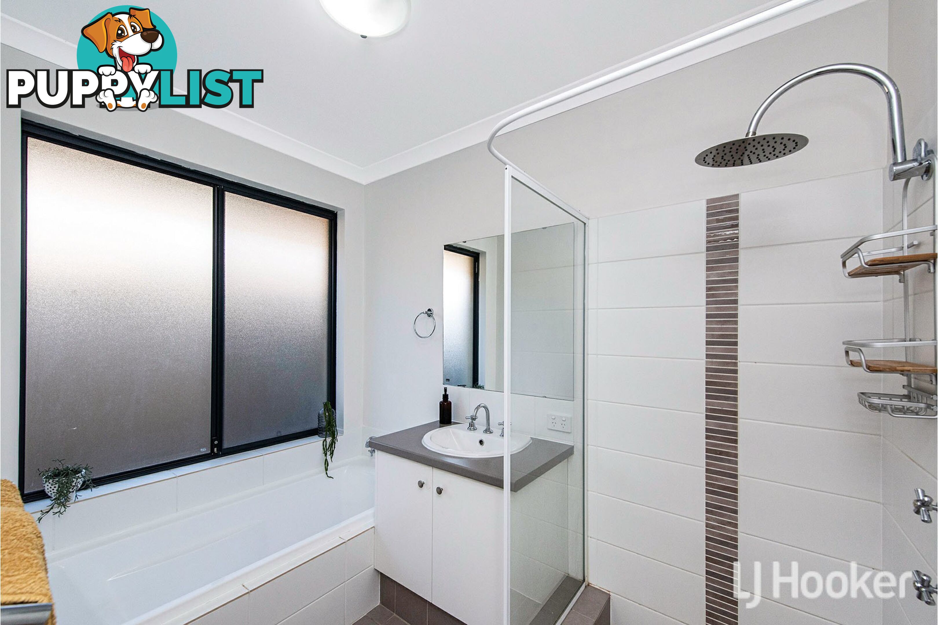 42 Middle Parkway CANNING VALE WA 6155