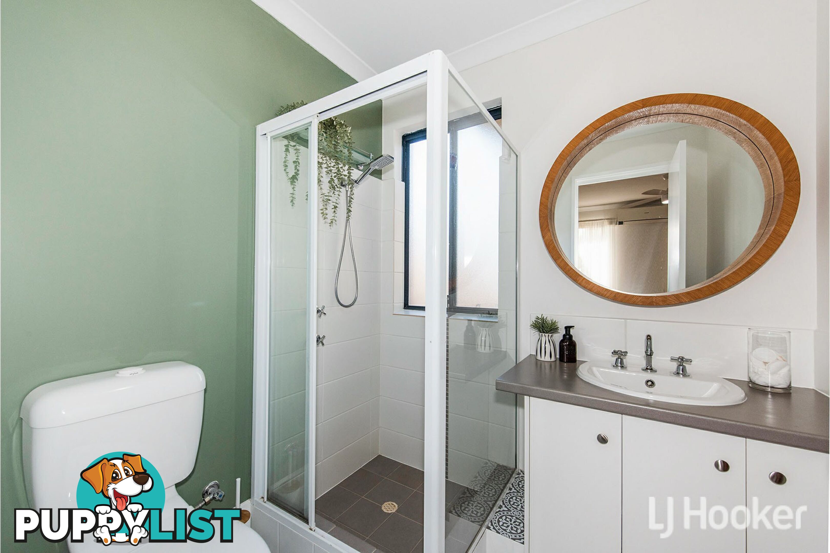42 Middle Parkway CANNING VALE WA 6155