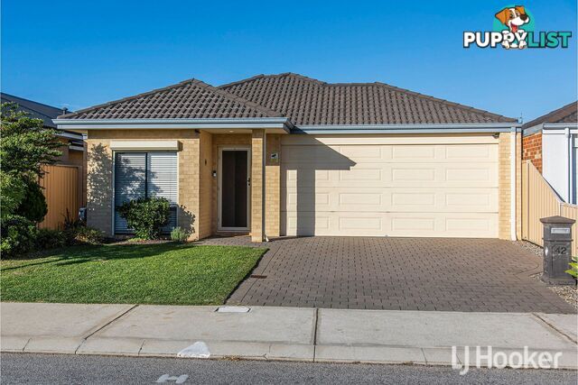 42 Middle Parkway CANNING VALE WA 6155