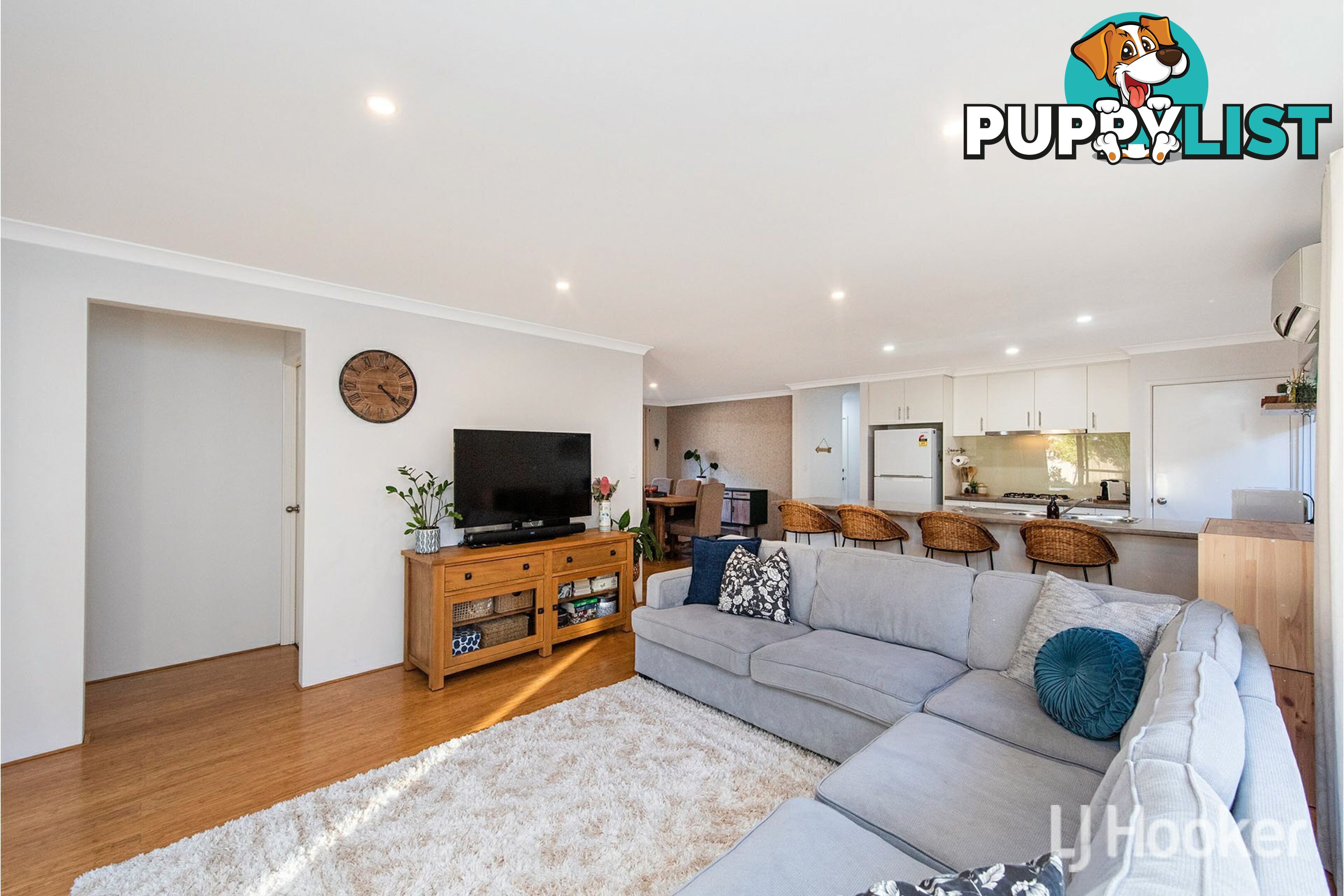 42 Middle Parkway CANNING VALE WA 6155