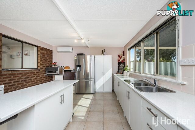 4 Sherlock Close GOSNELLS WA 6110