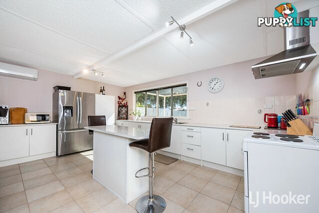 4 Sherlock Close GOSNELLS WA 6110