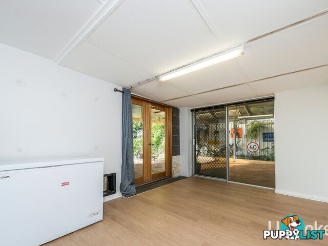 8 Armitage Road KELMSCOTT WA 6111