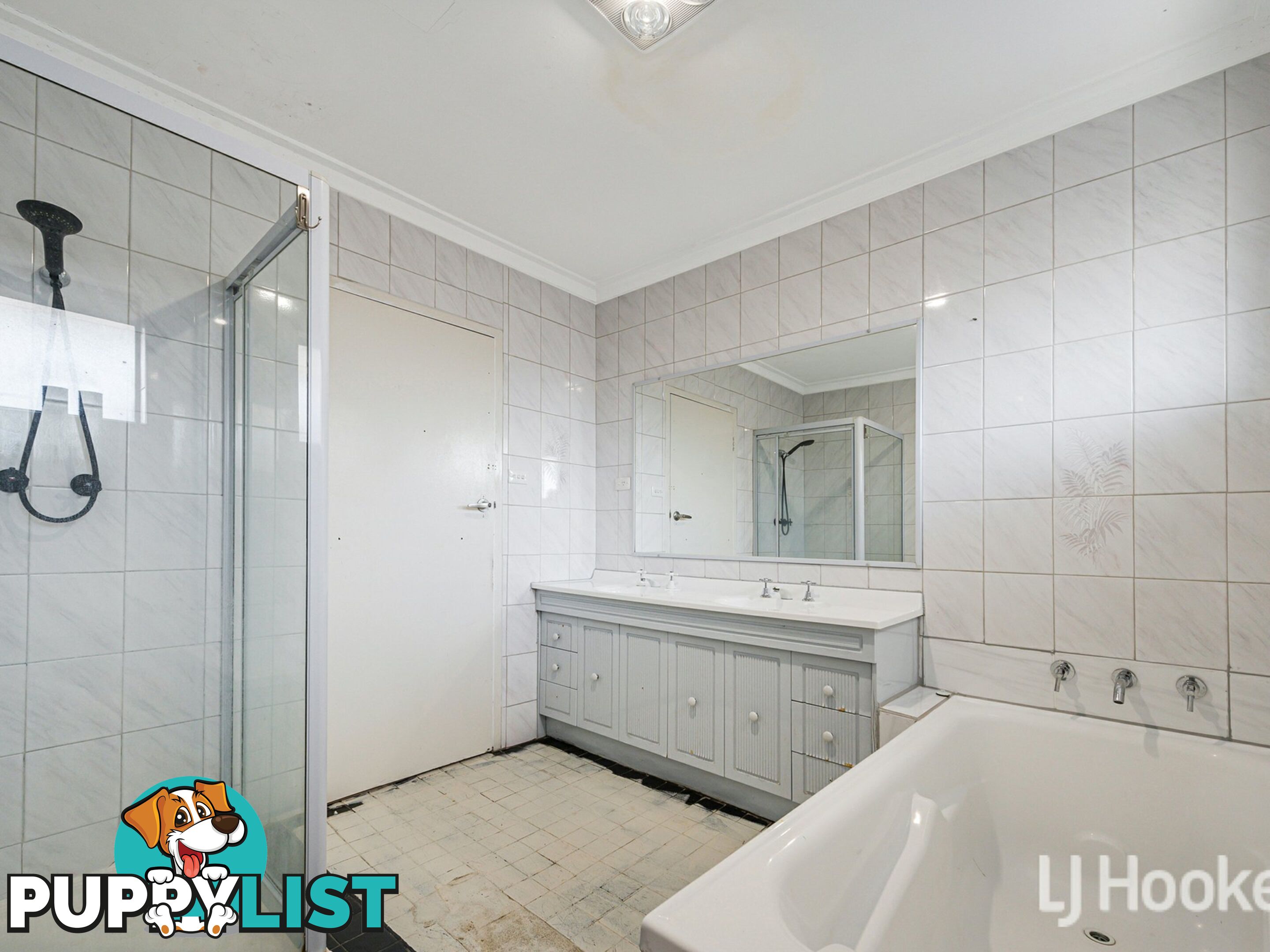 8 Armitage Road KELMSCOTT WA 6111