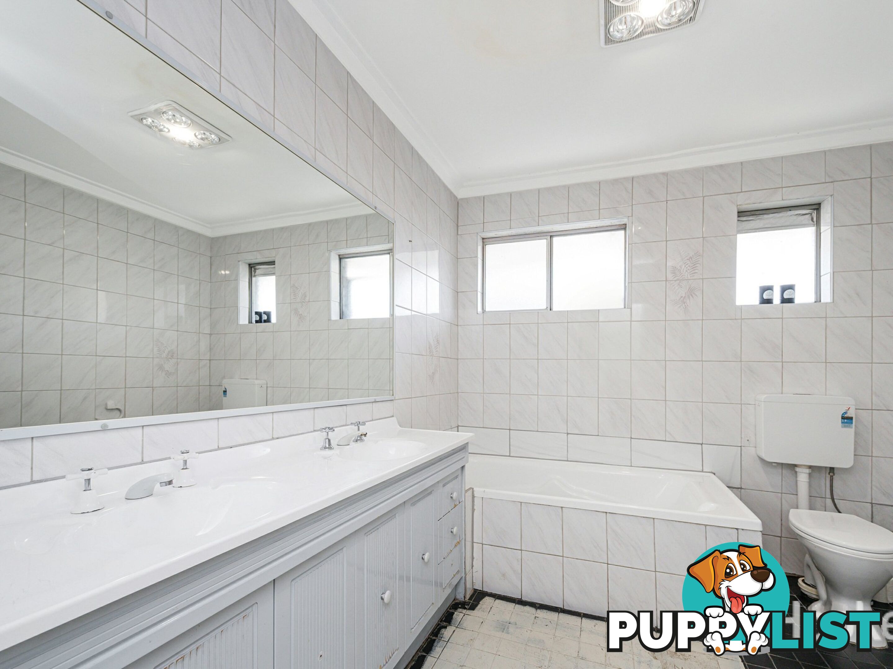 8 Armitage Road KELMSCOTT WA 6111