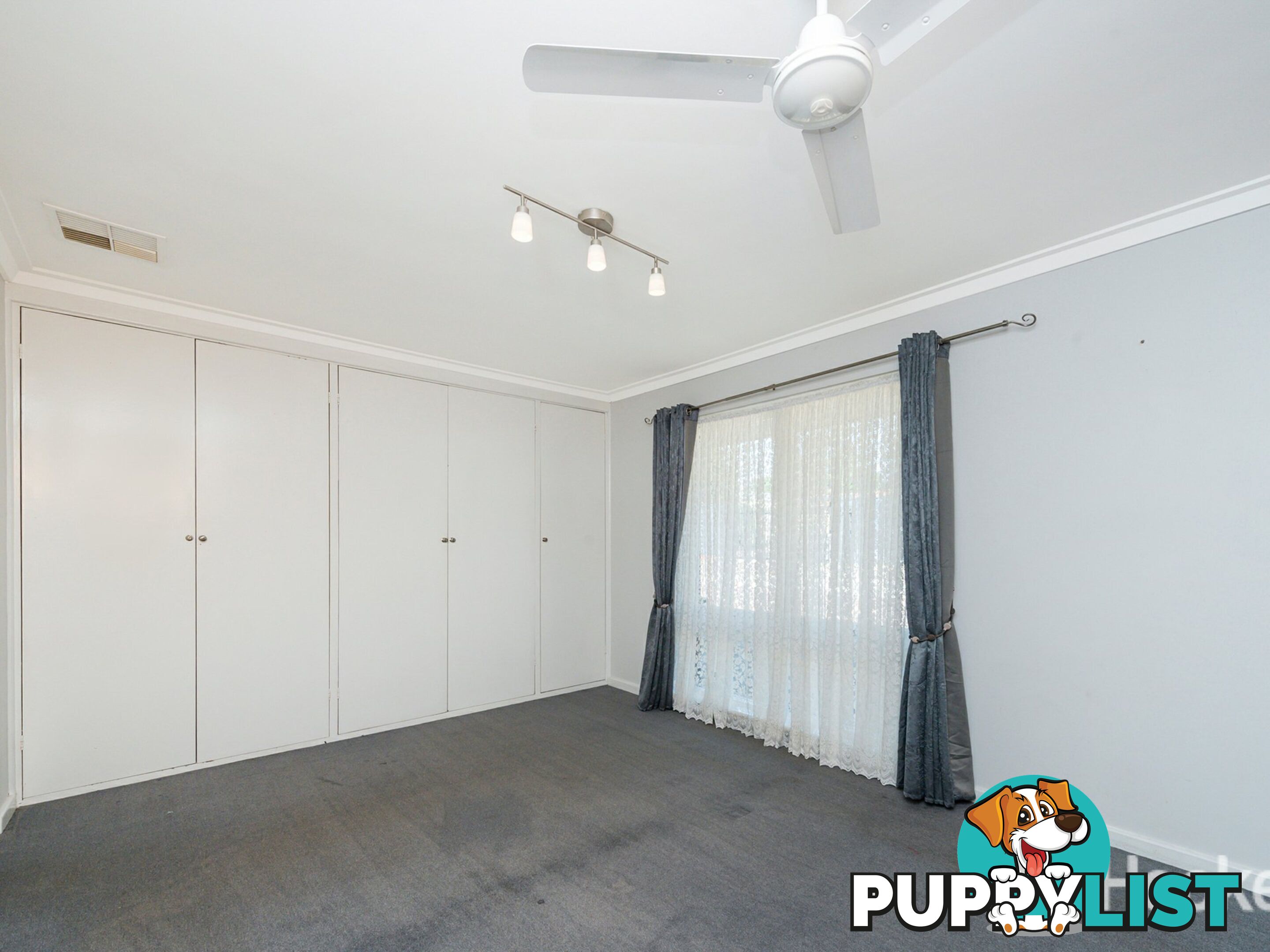 8 Armitage Road KELMSCOTT WA 6111