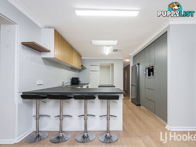 8 Armitage Road KELMSCOTT WA 6111