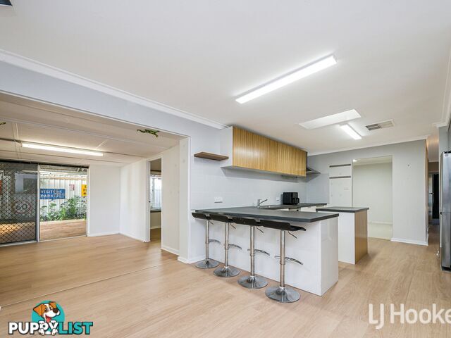 8 Armitage Road KELMSCOTT WA 6111