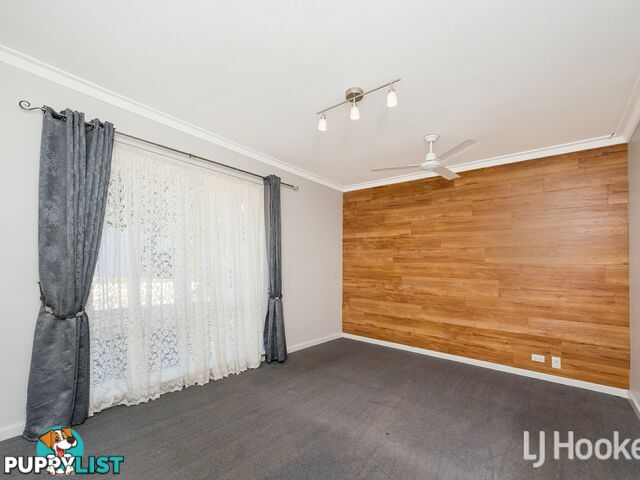 8 Armitage Road KELMSCOTT WA 6111