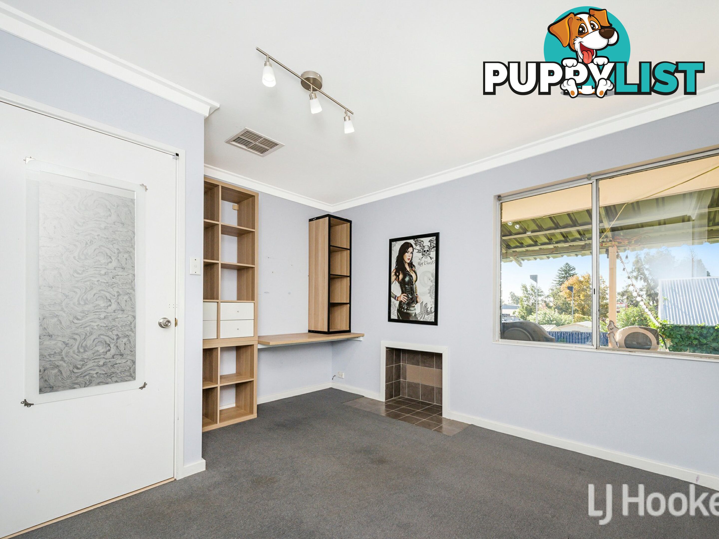 8 Armitage Road KELMSCOTT WA 6111