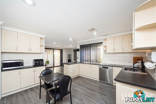 8 Ardross Street SEVILLE GROVE WA 6112