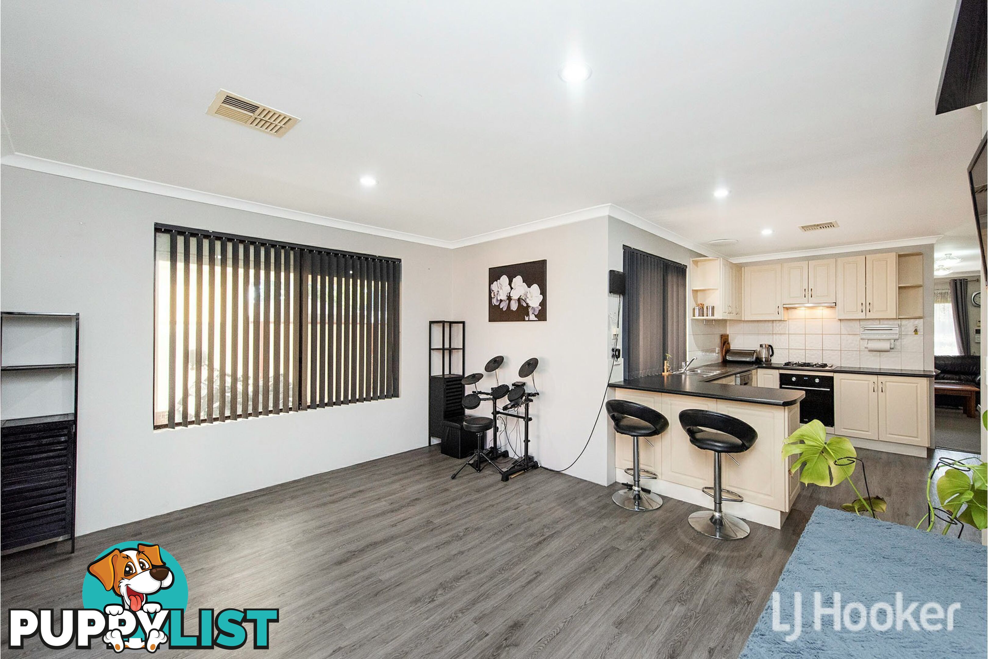8 Ardross Street SEVILLE GROVE WA 6112
