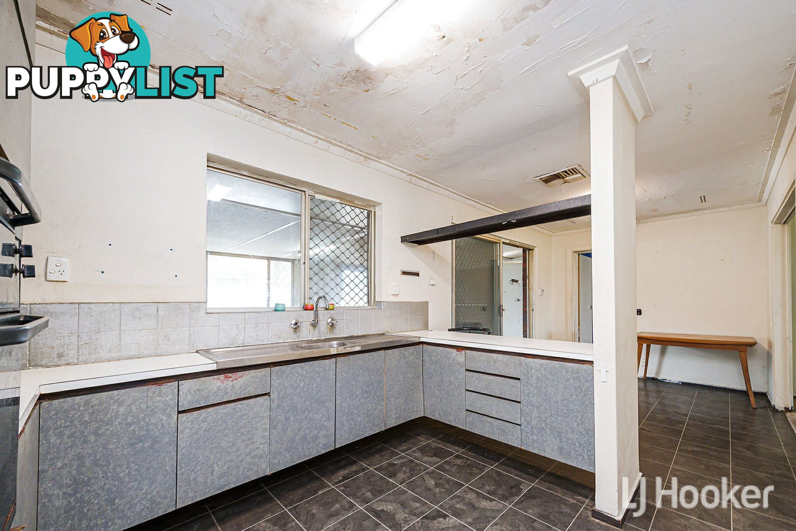 8 Cassidy Road THORNLIE WA 6108