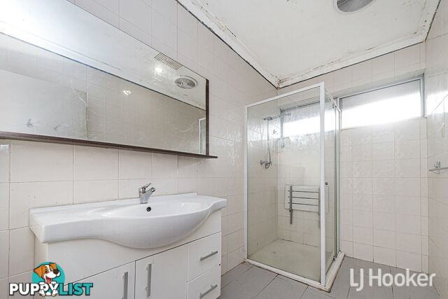 8 Cassidy Road THORNLIE WA 6108