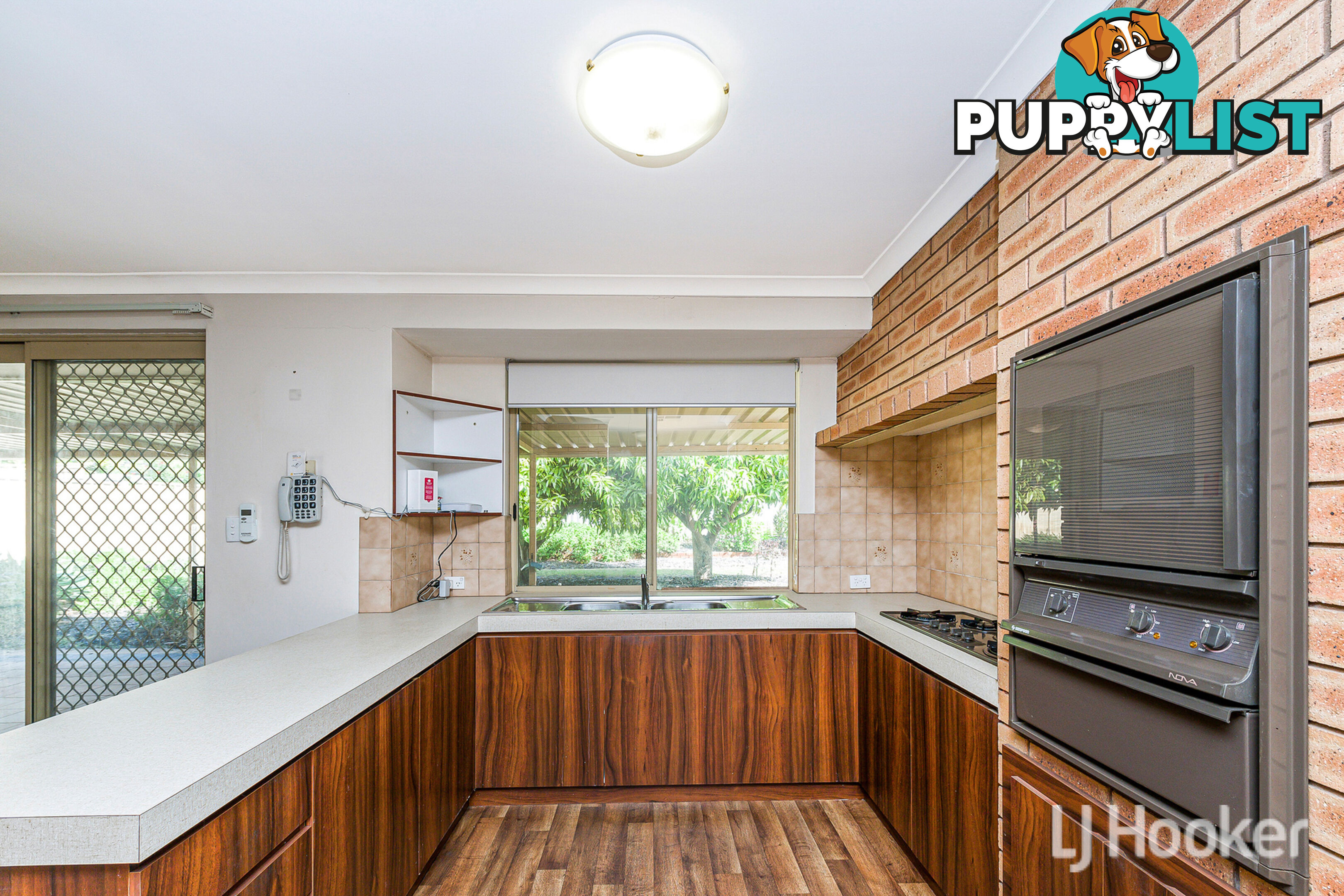 23 Brunswick Road THORNLIE WA 6108