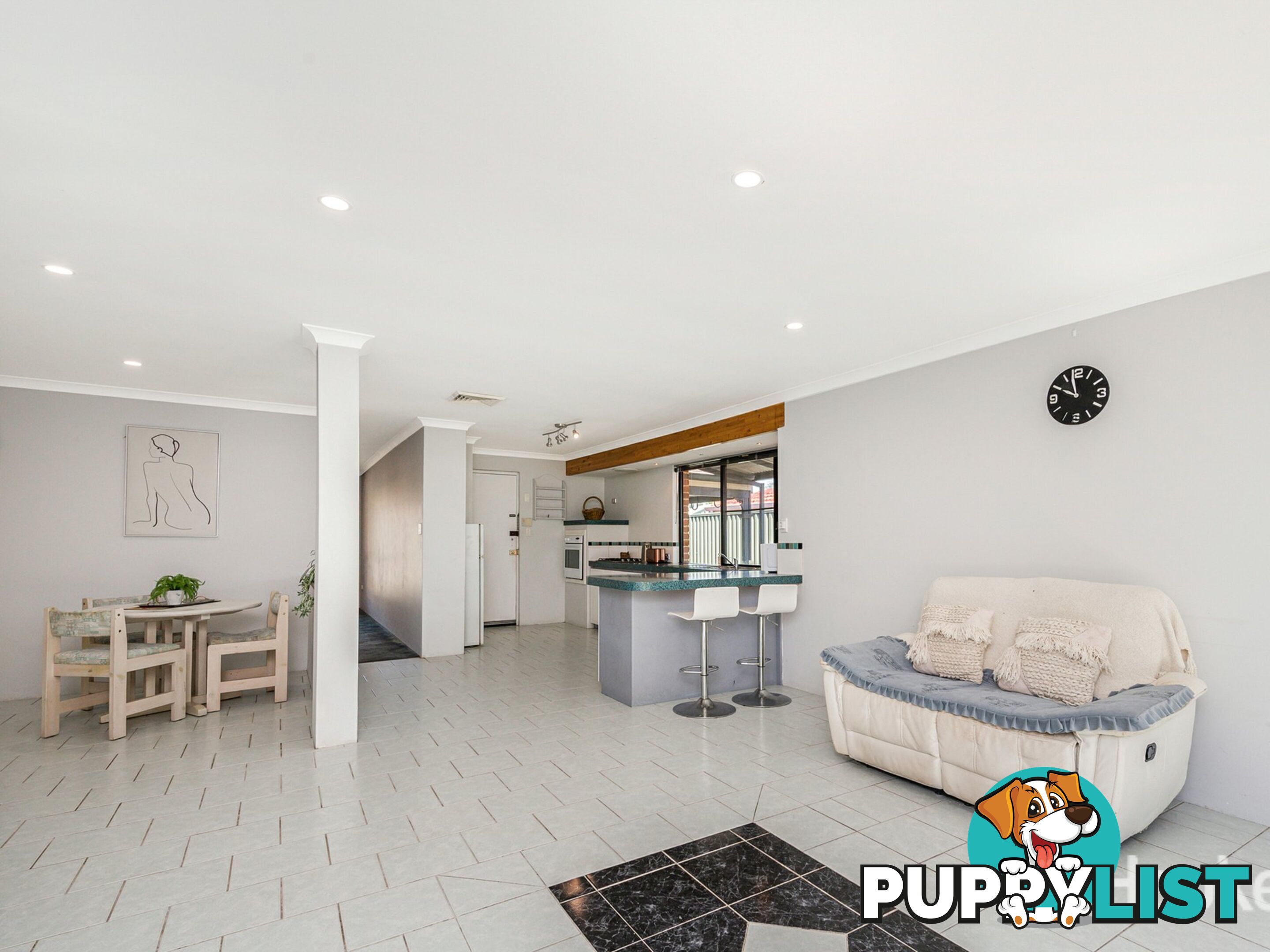 16 Meadowview Mews CANNING VALE WA 6155