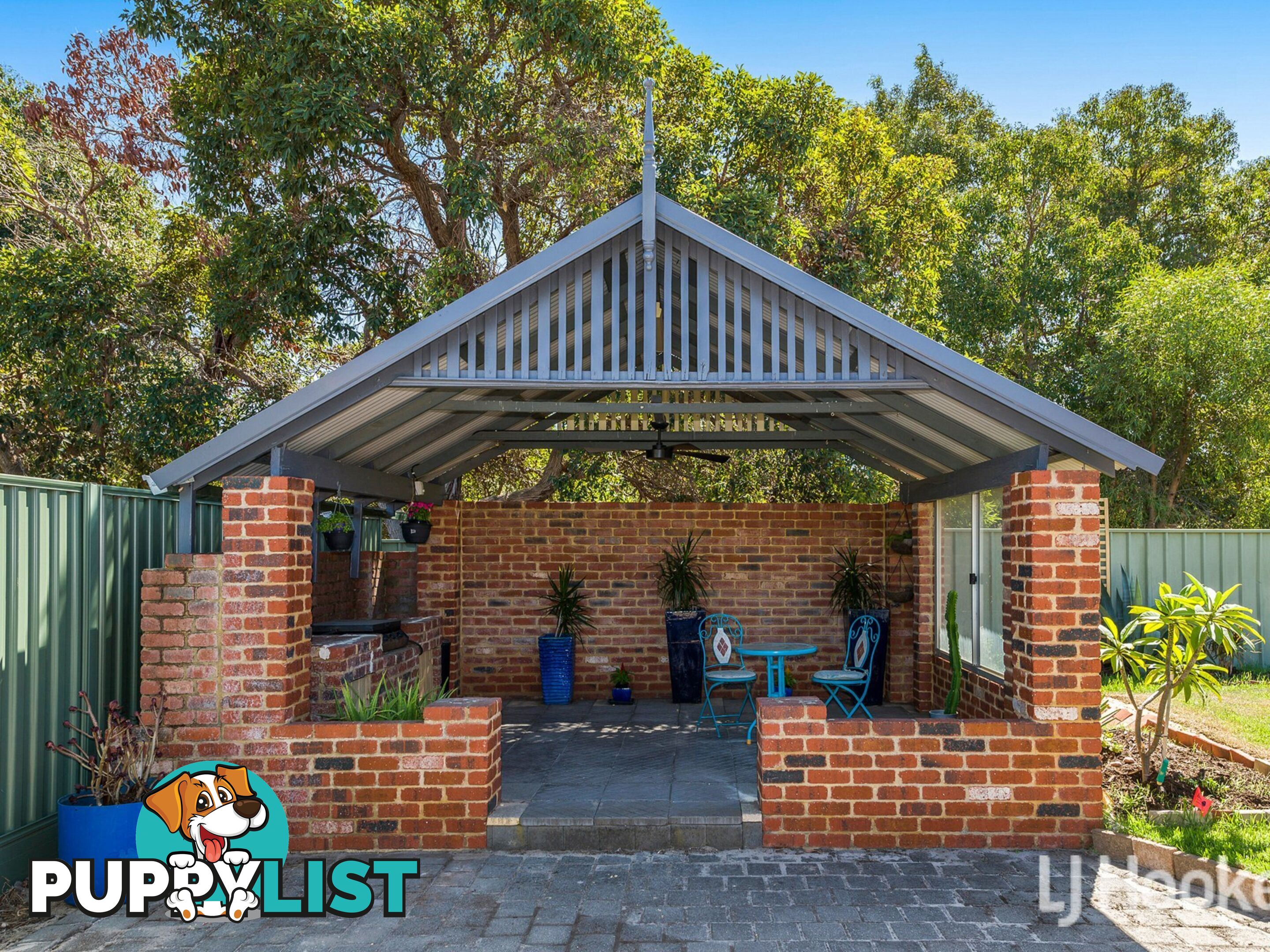 16 Meadowview Mews CANNING VALE WA 6155