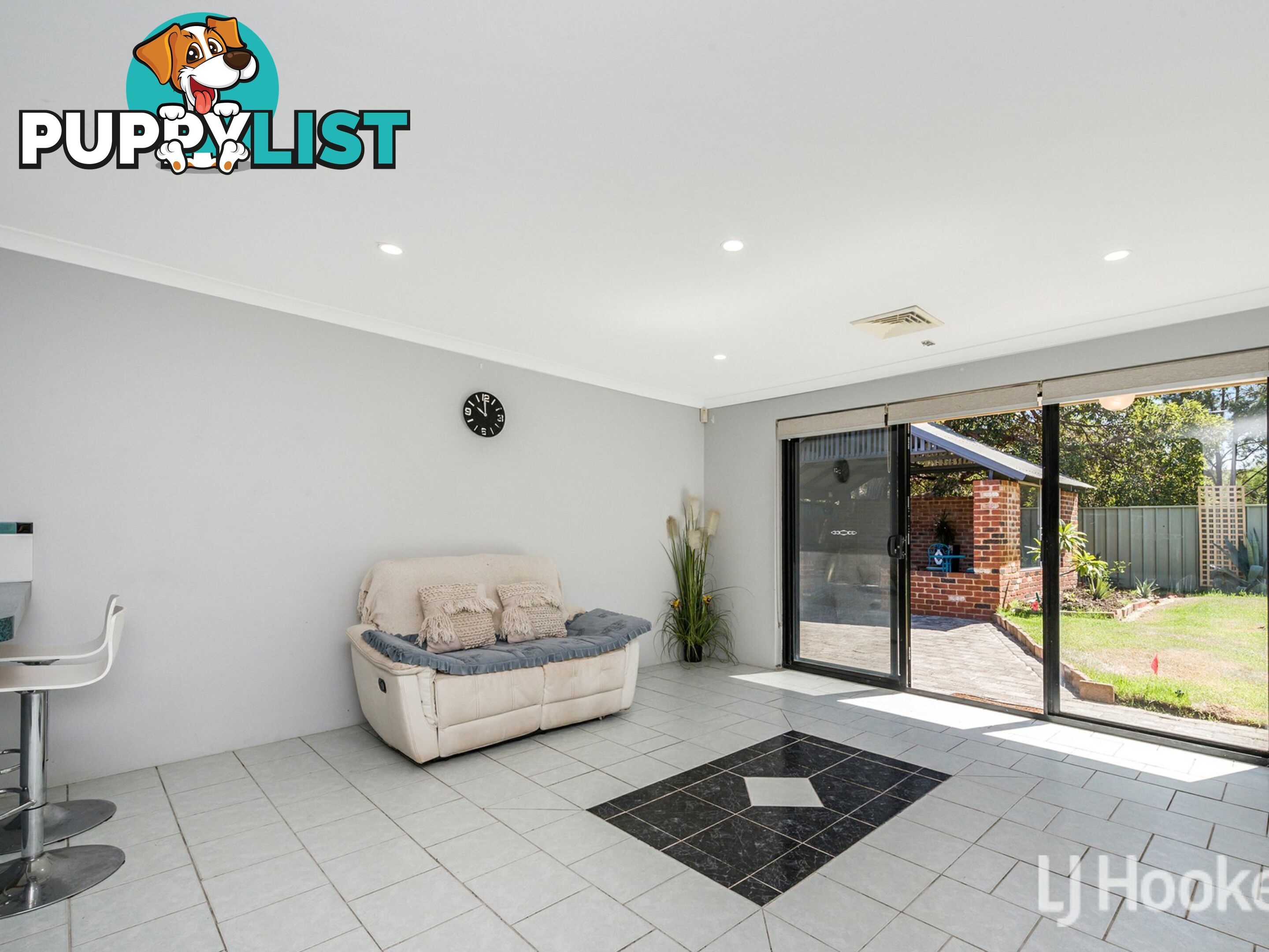 16 Meadowview Mews CANNING VALE WA 6155