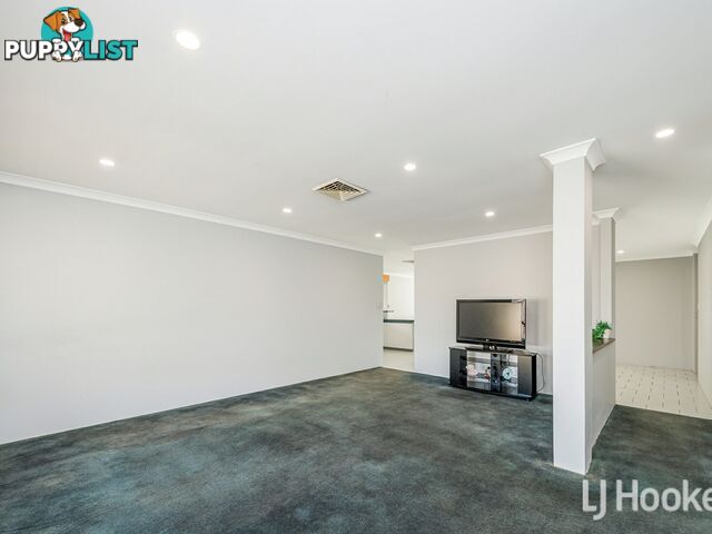 16 Meadowview Mews CANNING VALE WA 6155