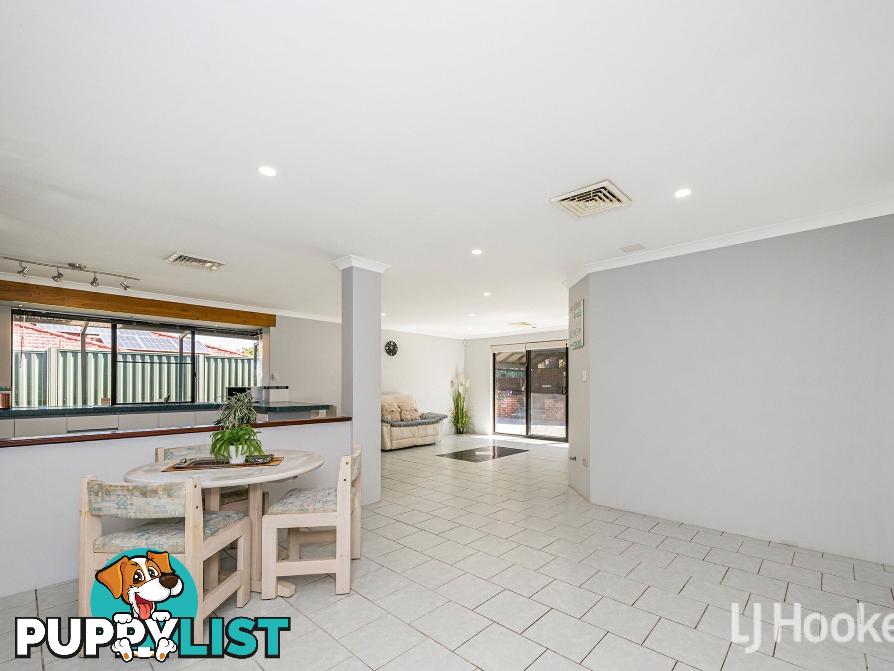 16 Meadowview Mews CANNING VALE WA 6155