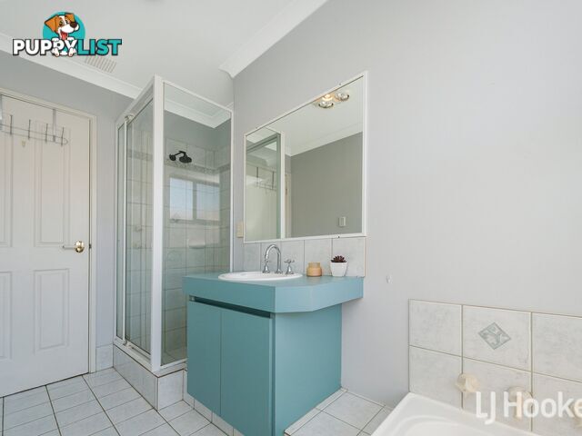 16 Meadowview Mews CANNING VALE WA 6155