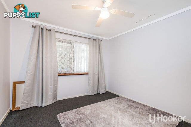 2 Camborne Way THORNLIE WA 6108