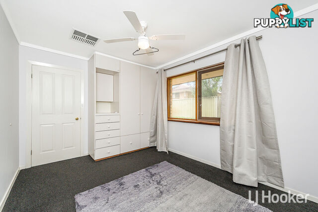 2 Camborne Way THORNLIE WA 6108