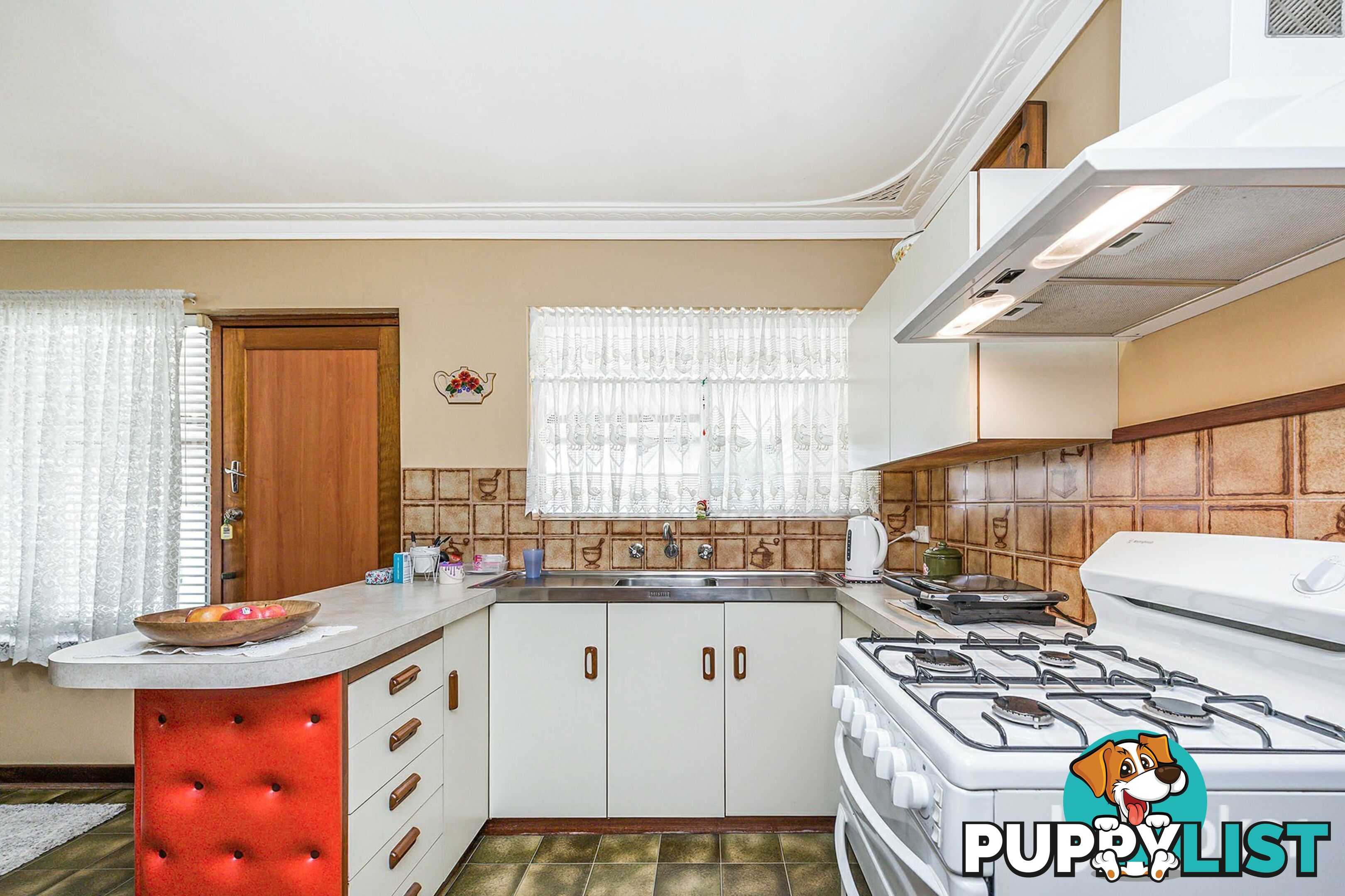 19 Coops Avenue THORNLIE WA 6108