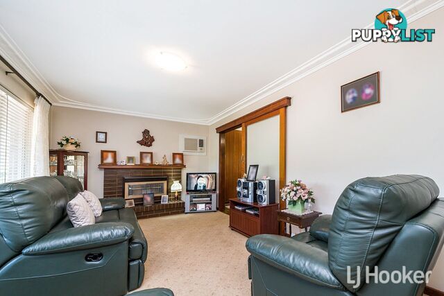 19 Coops Avenue THORNLIE WA 6108