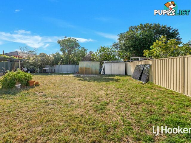 16 Marlow Way THORNLIE WA 6108