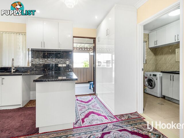 16 Marlow Way THORNLIE WA 6108