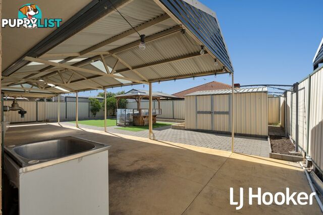 17 Edinburgh Road SEVILLE GROVE WA 6112