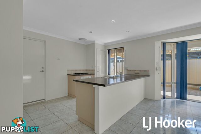 17 Edinburgh Road SEVILLE GROVE WA 6112