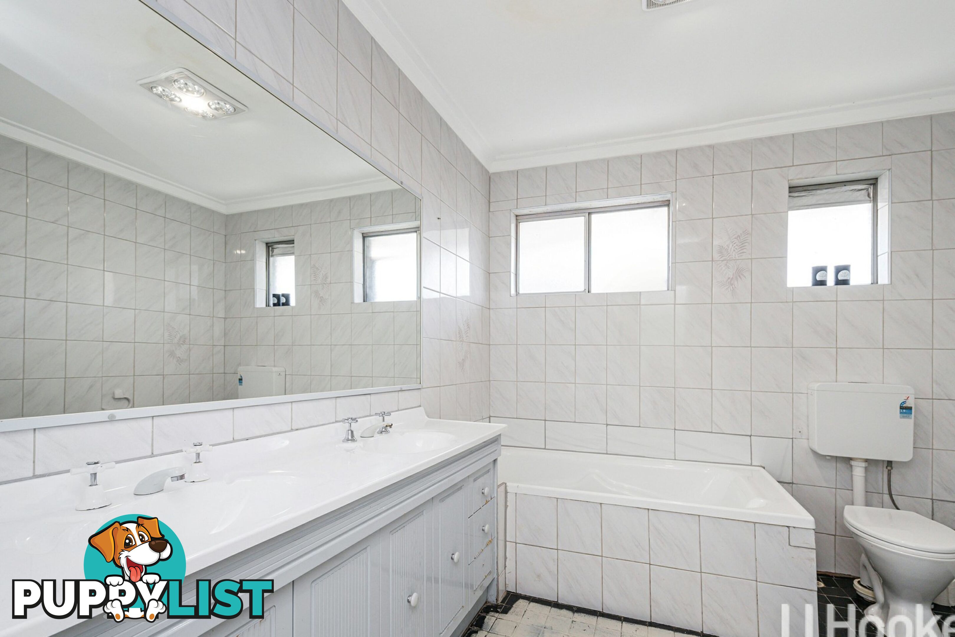 8 Armitage Road KELMSCOTT WA 6111