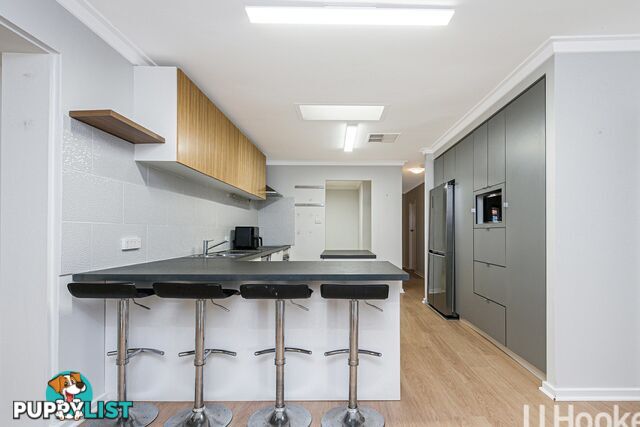 8 Armitage Road KELMSCOTT WA 6111