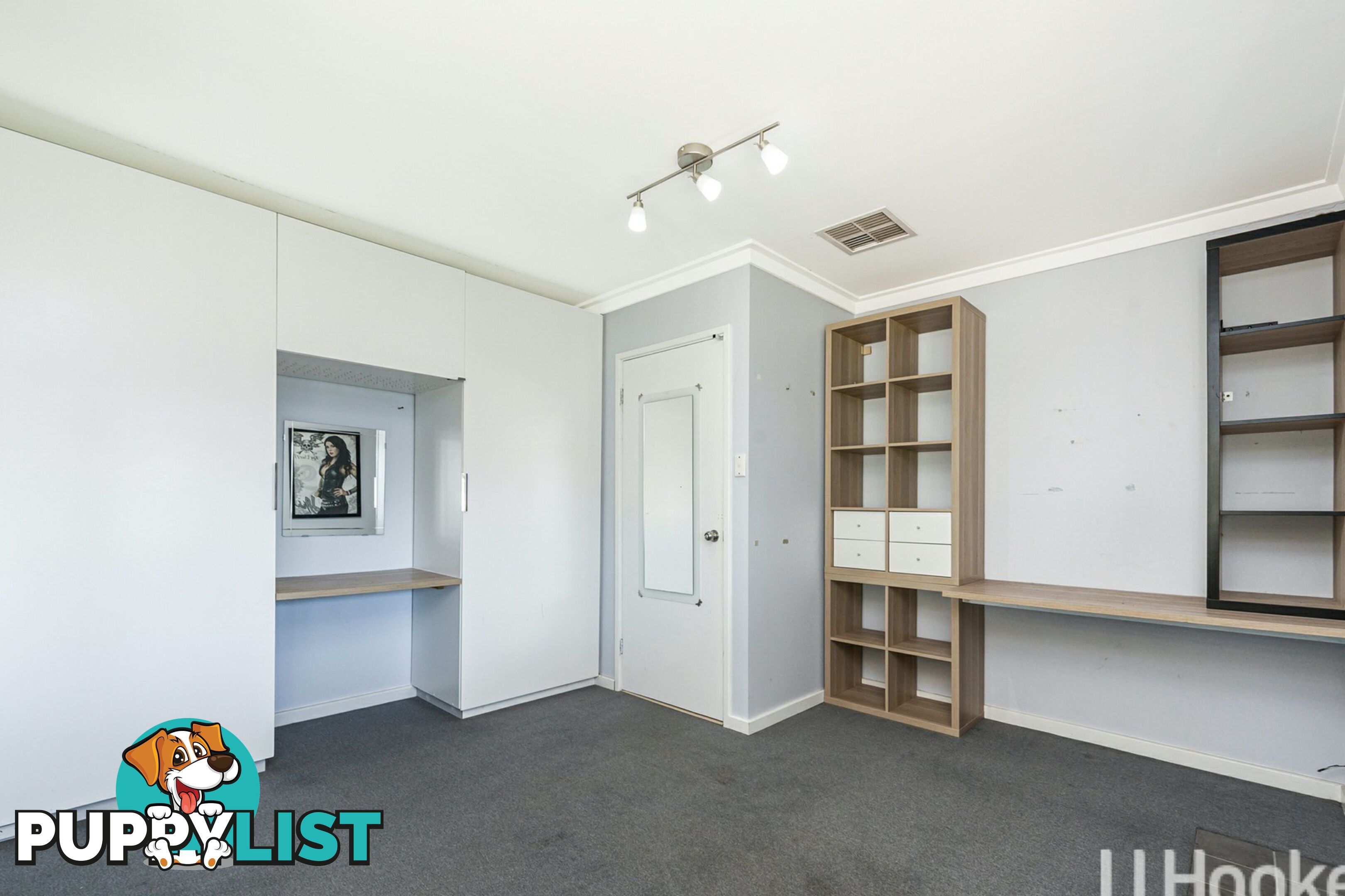 8 Armitage Road KELMSCOTT WA 6111
