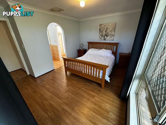 25 Discovery Drive THORNLIE WA 6108