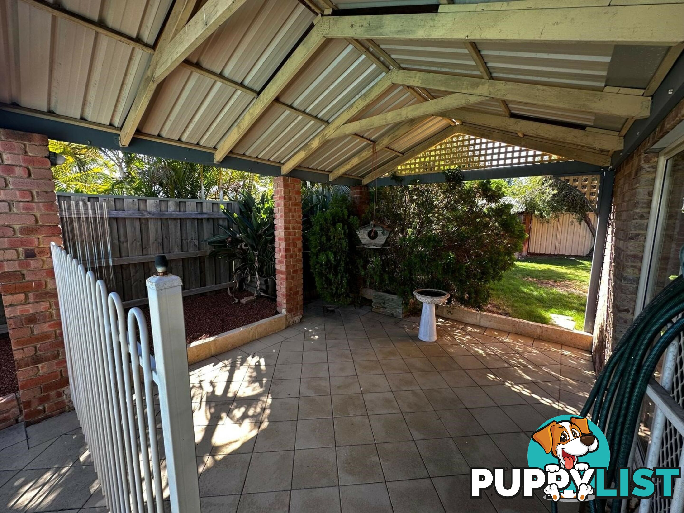 25 Discovery Drive THORNLIE WA 6108
