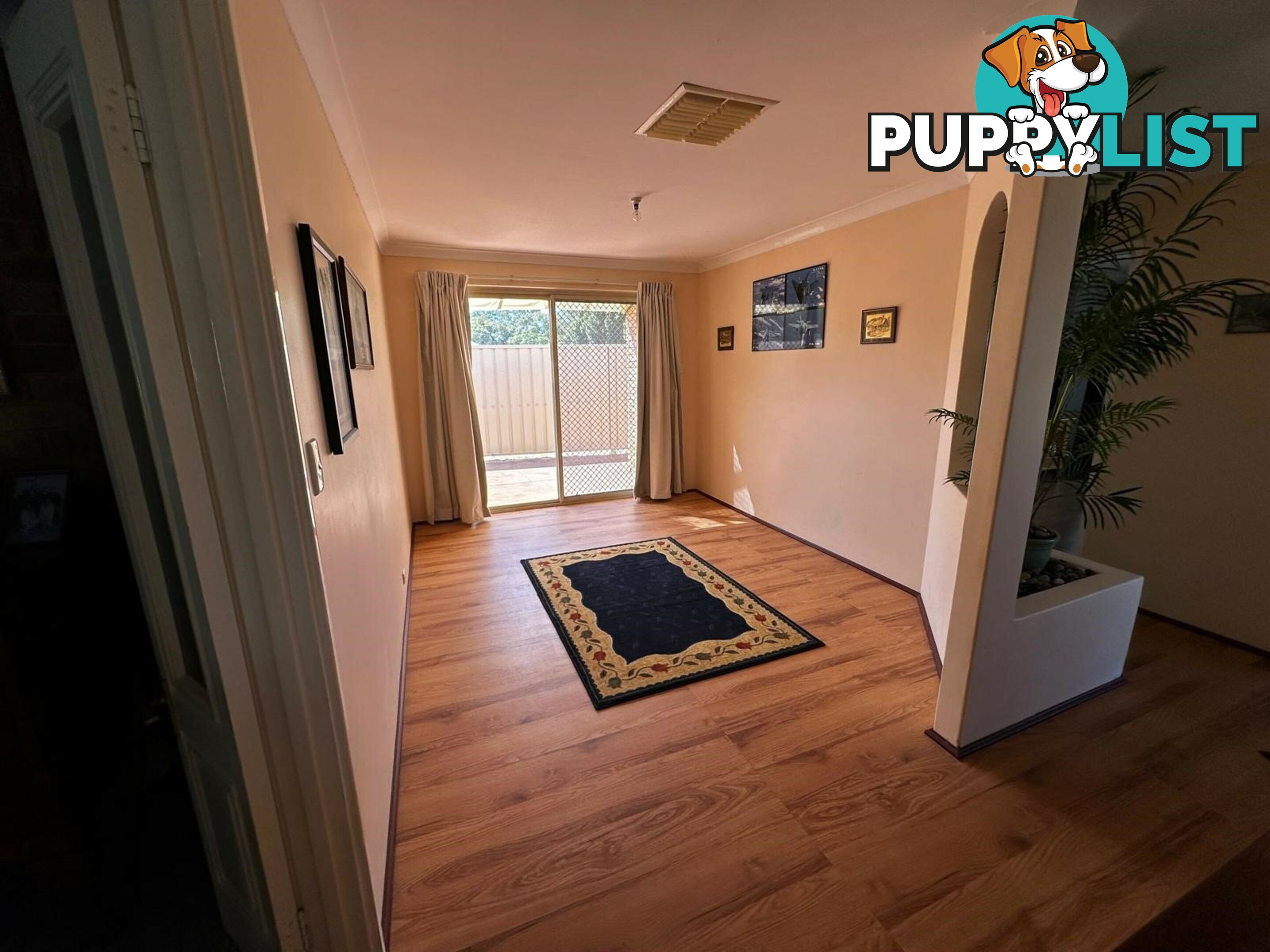 25 Discovery Drive THORNLIE WA 6108