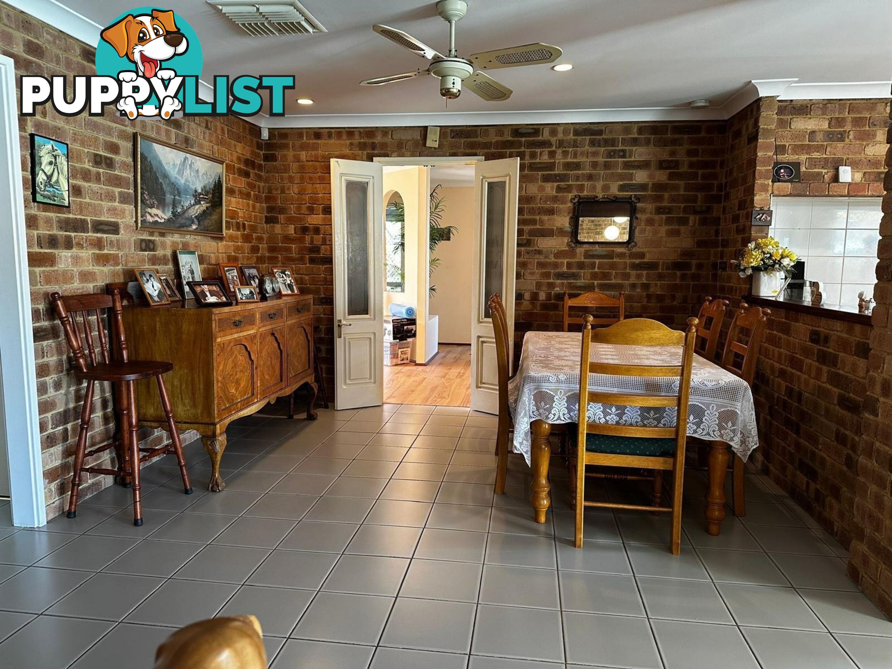 25 Discovery Drive THORNLIE WA 6108