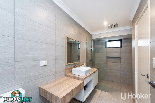 5 Lupin Close THORNLIE WA 6108