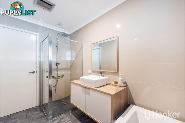 5 Lupin Close THORNLIE WA 6108