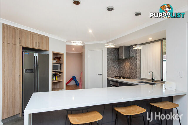 5 Lupin Close THORNLIE WA 6108